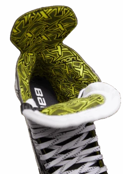 Bauer Vapor X3.5 Intermediate Roller Skates -Bauer Sales 1060231 RH Vapor X3.5 Skate 0525 clipped