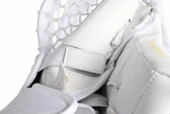 Bauer Vapor Hyperlite2 Senior Goalie Catcher 13 Bauer Vapor Hyperlite2 Senior Goalie Catcher -Bauer Sales 1061626 BTH23 GOAL STICKS ELITE SR MTOBLACK catalog front 2d118db7 16d6 4393 b733 70bdb9e63be0