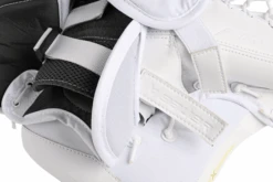 Bauer Vapor Hyperlite2 Senior Goalie Catcher 14 Bauer Vapor Hyperlite2 Senior Goalie Catcher -Bauer Sales 1061626 BTH23 GOAL STICKS ELITE SR MTOBLACK catalog front a2a37b85 c163 4f5a a5d2 795de70021e9