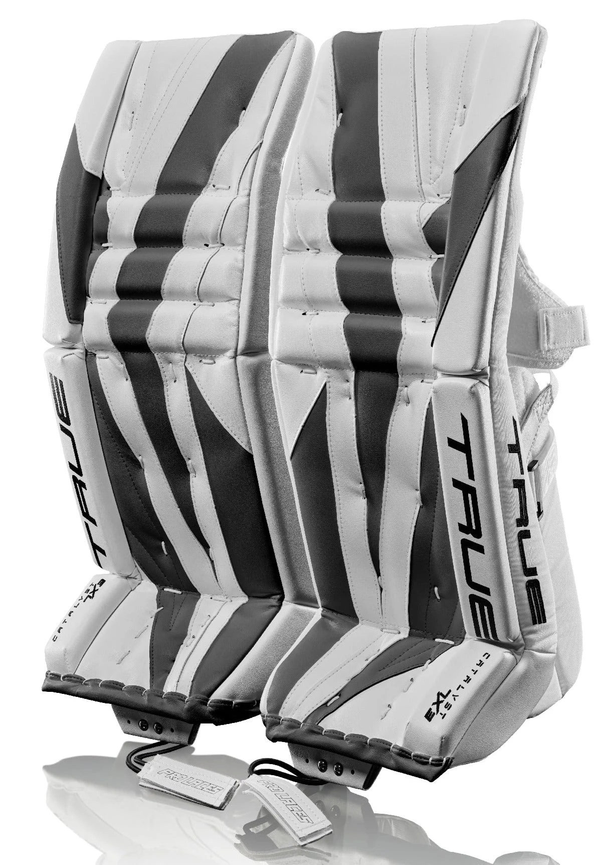 True Hockey True Catalyst 7X3 Senior Goalie Pads 6 True Hockey True Catalyst 7X3 Senior Goalie Pads - Image 4